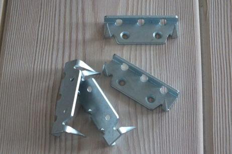 Крепеж для террасной доски и планкена